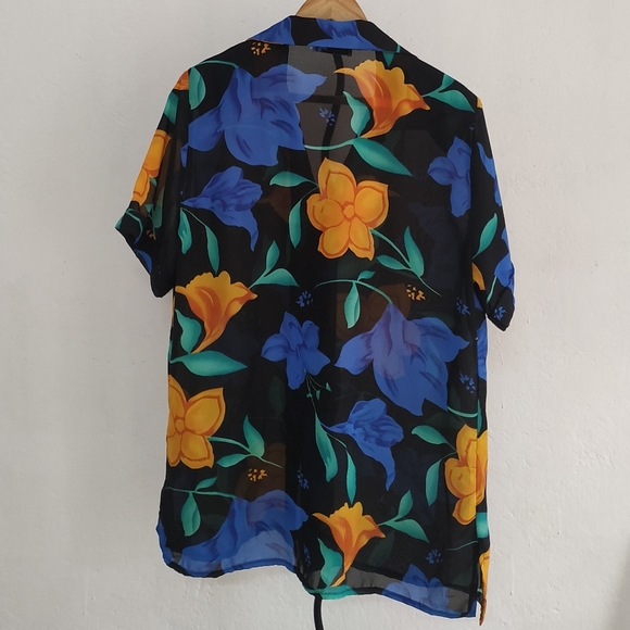 Button down Shirt - Picture 5 of 5